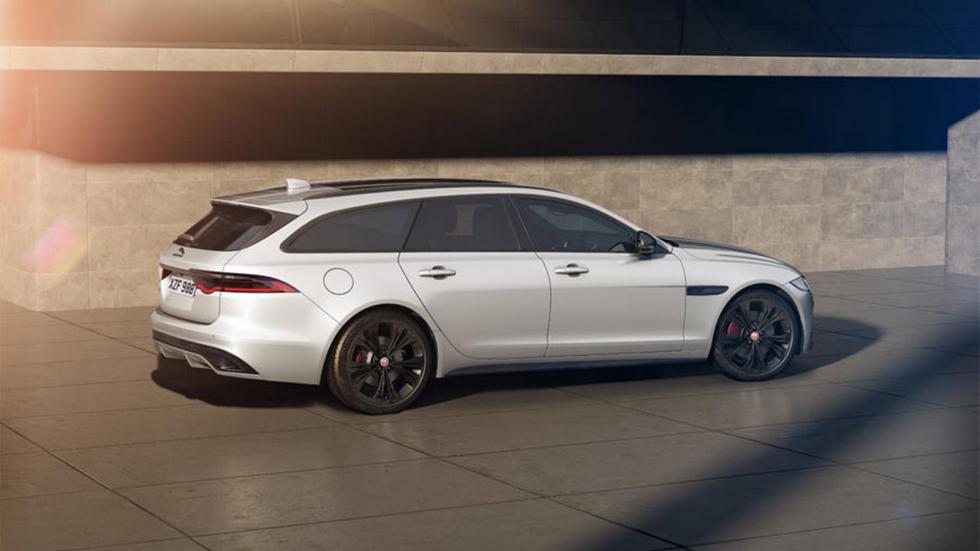 Νέα έκδοση R-Dynamic Black για τις Jaguar XE και XF